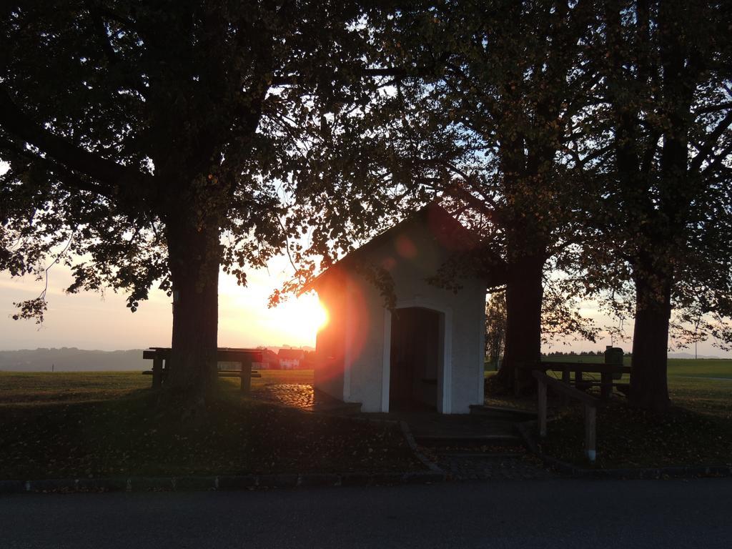 Kirchenwirt Inn Kreuzen  외부 사진