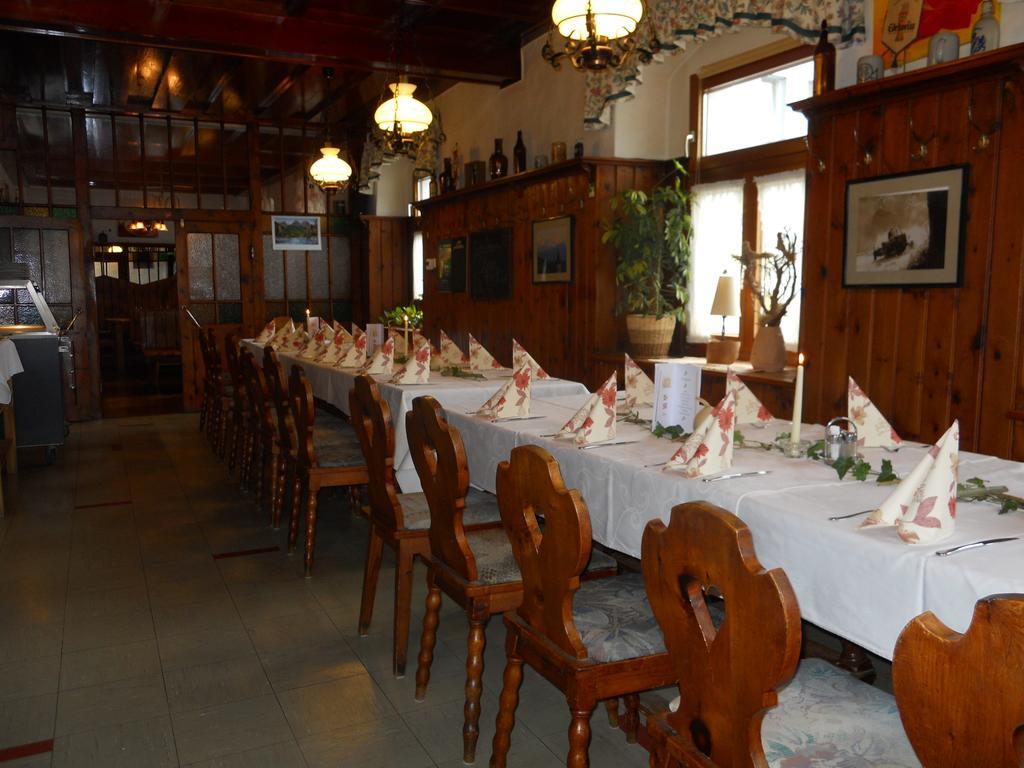 Kirchenwirt Inn Kreuzen  외부 사진