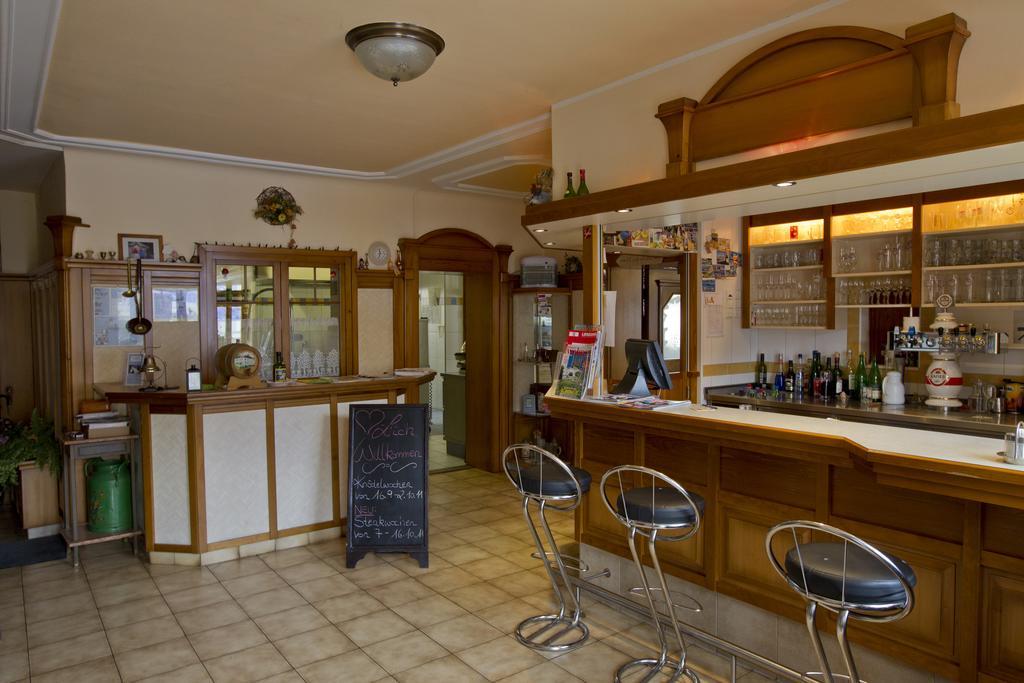 Kirchenwirt Inn Kreuzen  외부 사진